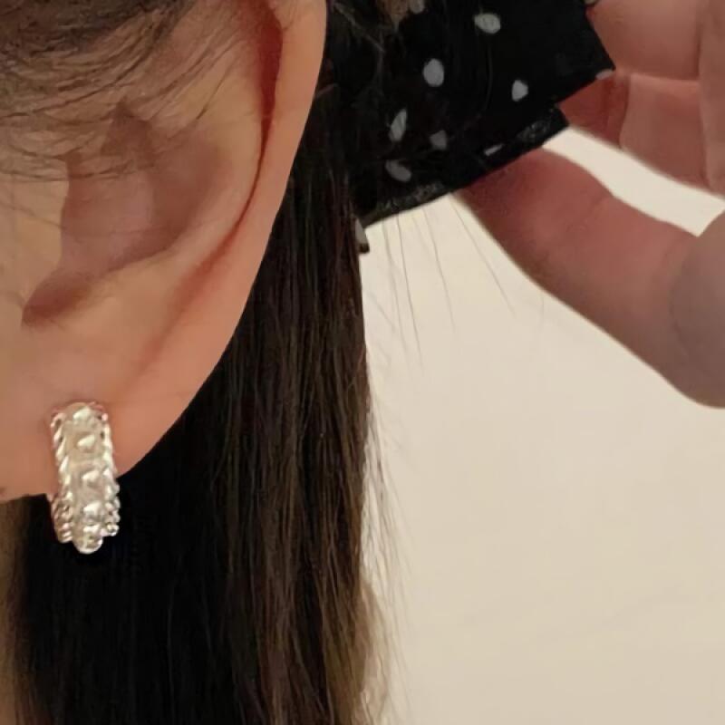 

Women s 925 Silver Pearl Chain Half-Hook Earrings