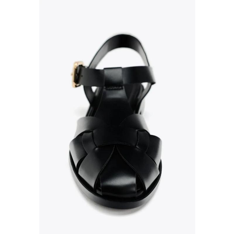 Sexy Hollow Narrow Flat Sandal Women Fashion Metal Ankle Buckle Design Gladiator Sandal Cozy Lightweight Beach Sandal