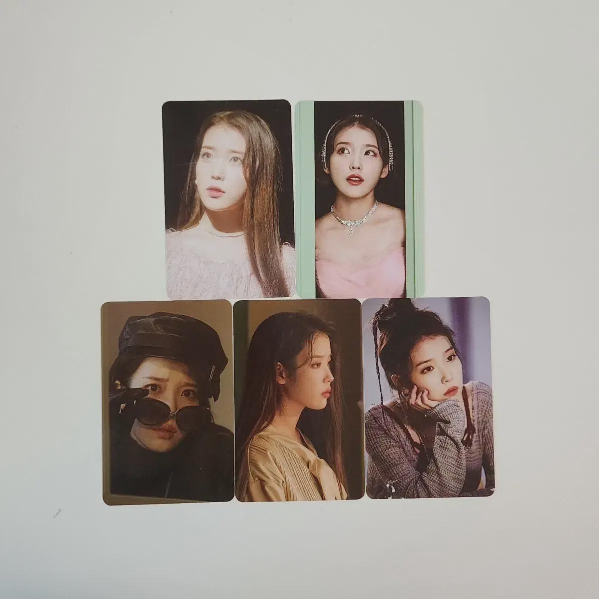

Iu Celebrity Photocard Photo Card