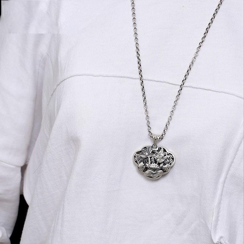 Original designer craftsmanship to create a retro lotus wishful long necklace pendant charm lady silver jewelry