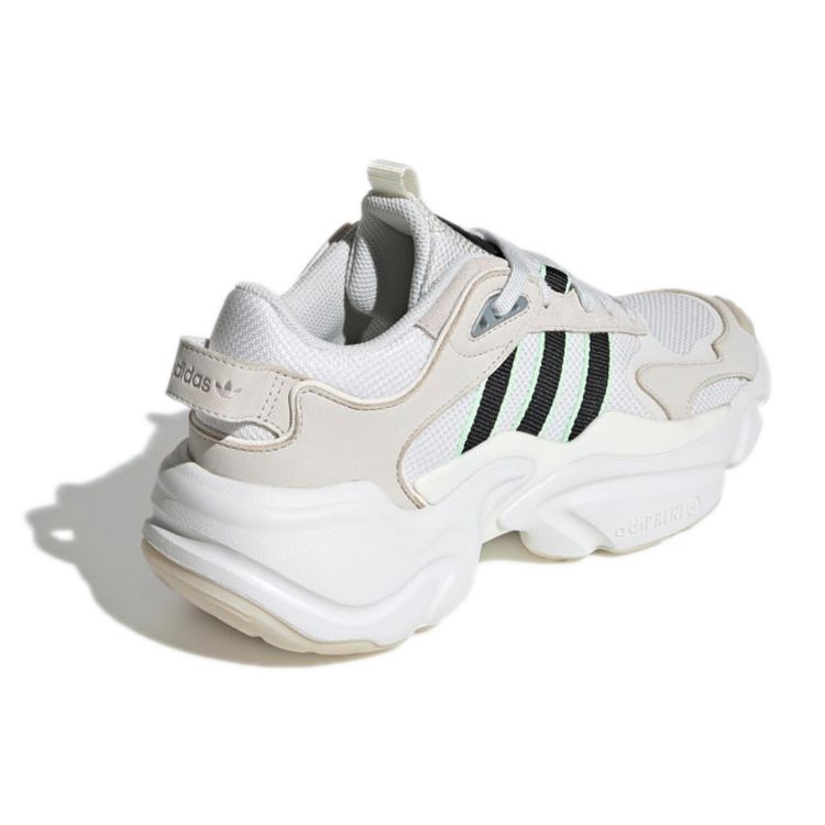 Adidas Originals Magmur Runner Comfortable Durable Low Top Running Shoes Women sneaker Beige EF8997