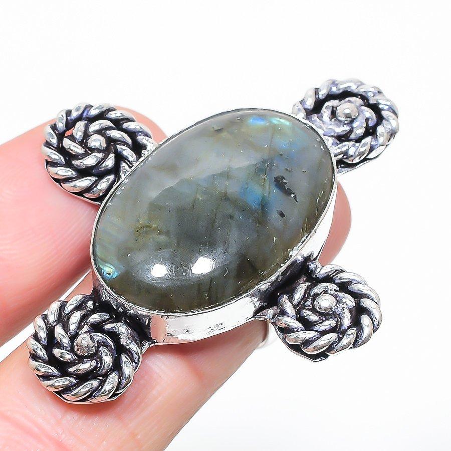 

Natural Labradorite Gemstone Handmade 925 Sterling Silver Ring Size 7 O0R28