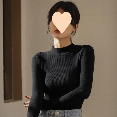 Suéter Preto de Gola Semi Alta para Mulheres Quente para Outono e Inverno com Camada Base Tricotada e Parte Superior Ajuste Slim e Efeito Emagrecedor