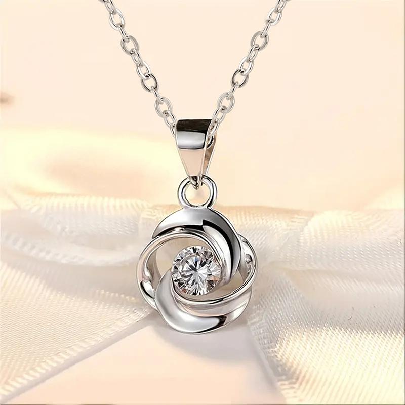 Huitan Flower Shaped Pendant Necklace for Women Silver Color Crystal Cubic Zirconia Aesthetic Female Necklace Wedding Jewelry