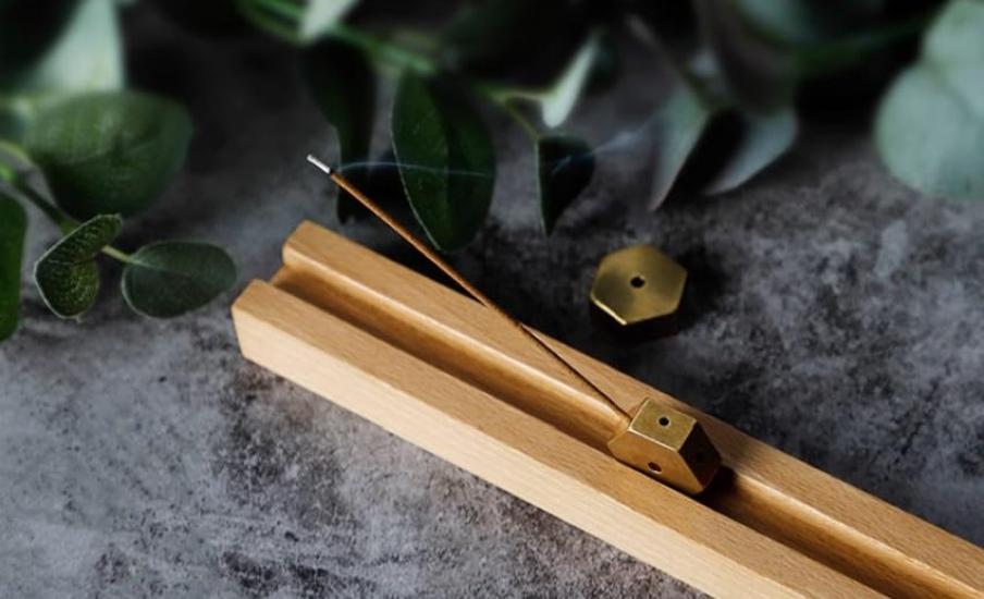 REGISS Incense Holder, Stylish [Ash-Flying Prevention], Wooden Base, Stylish Buddhist Incense Holder, Horizontal Stand, Scandinavian Style, Ideal for