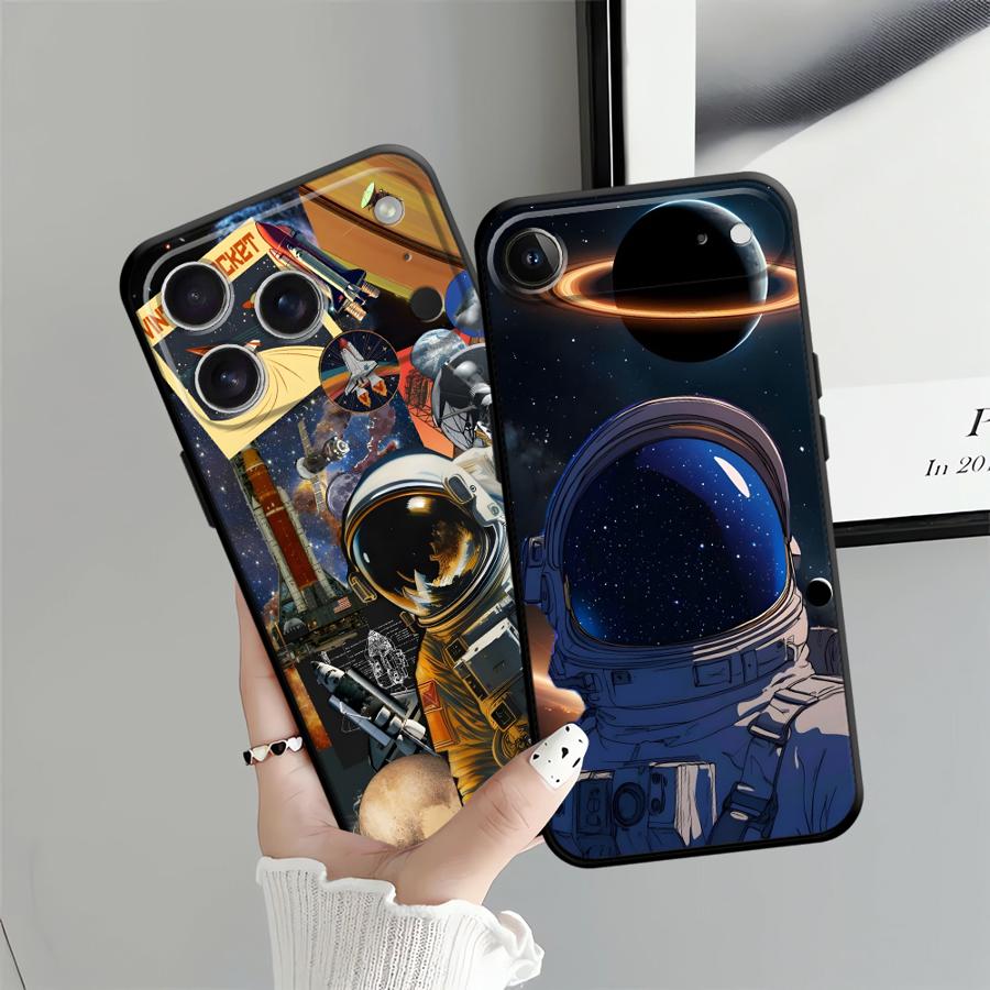 Cool Astronaut Case for Apple iPhone 17 Pro Max XR XS MAX 13 12 15 Pro 7 8 11 16 Air 14 Funda Phone Cover