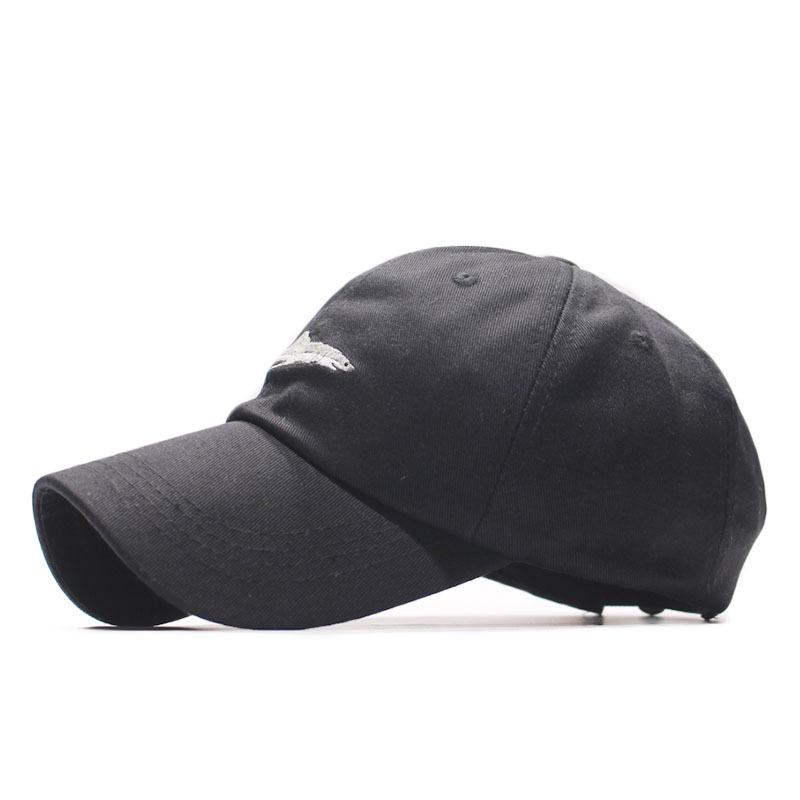Exclusive for shark embroidery baseball hat bent edge cotton washed baseball cap European and American men's women's cap