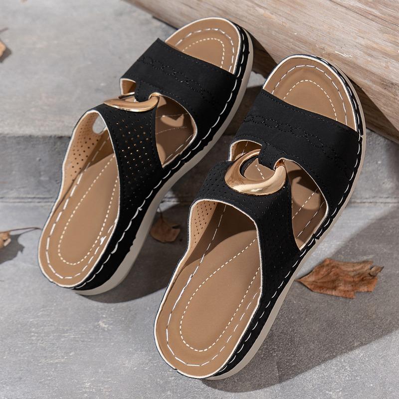 Ciabatte da Donna con Zeppa e Suola Spessa, Traforate, Stile Euro Americano con Fibbie Metalliche