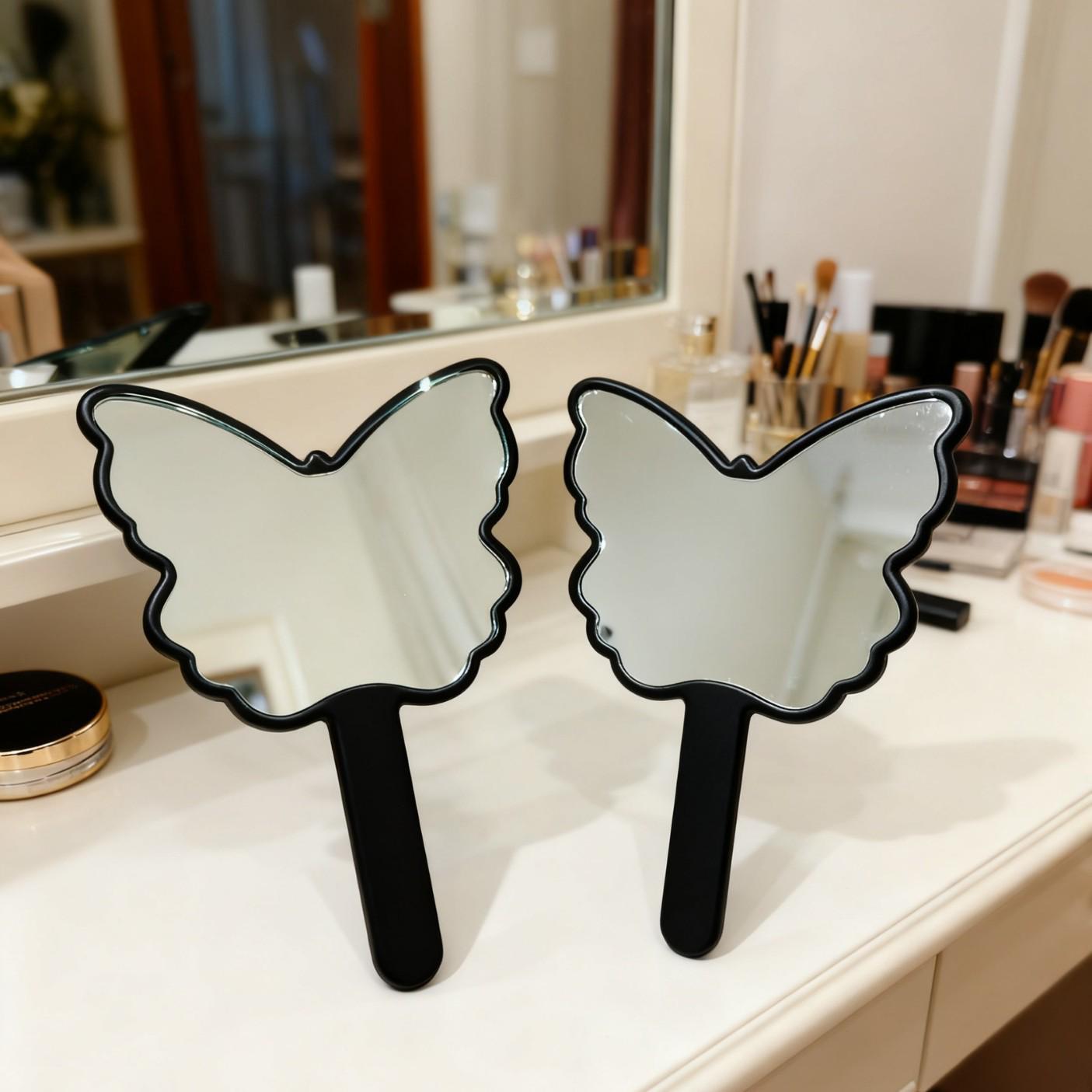 Irregular Cute Butterfly Handle Handheld Makeup Mirror: Portable Gift for Girls  Bags 12.5*18cm чёрный