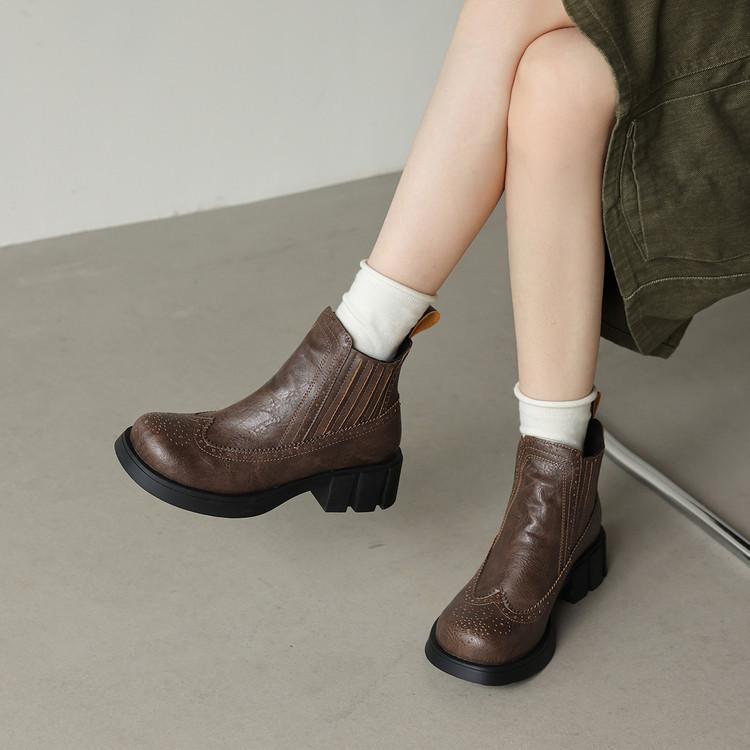Women's shoes European and American large-size women's boots round head low-heeled Martin boots leather boots versatile soft-soled low boots