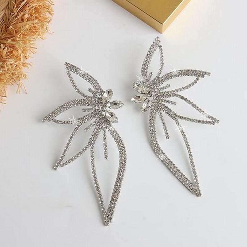 Trending Crystal Flower Texture Drop Earrings New Design Fashion Korean Exaggerate Cheap Earring Woman Party Jewelry