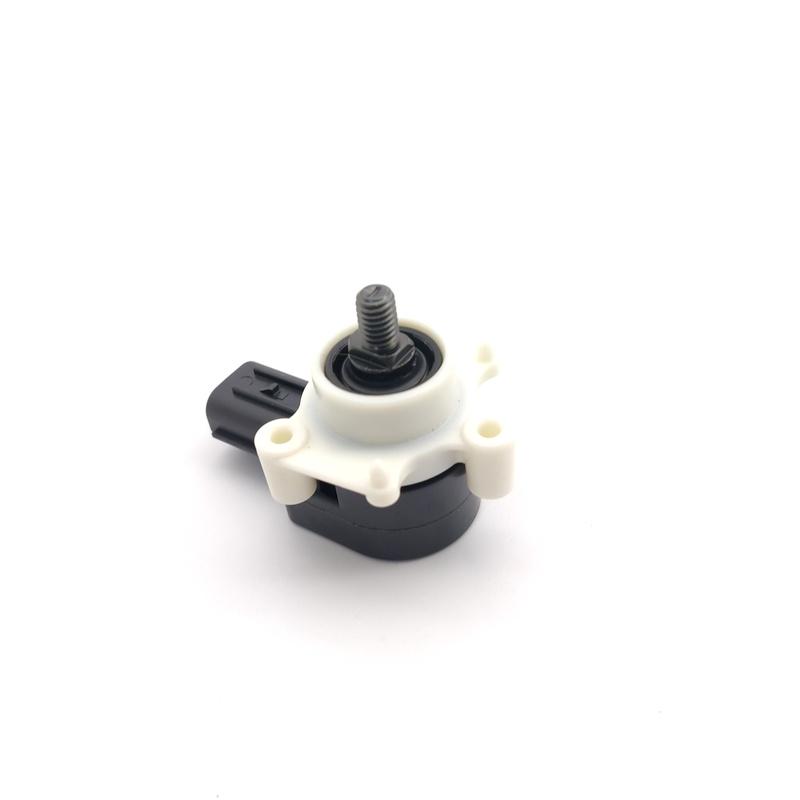 1X 84031-FG000 New High Quality 84031FG000 For Subaru Forester/Impreza/ Legacy B13 Rear Head Lamp Headlight Level Hight Sensor