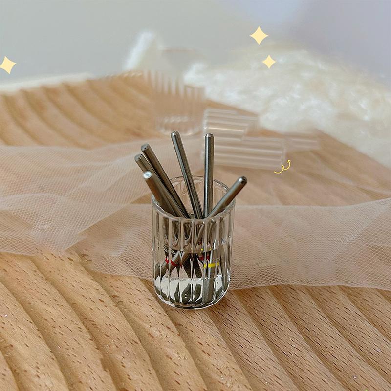 1Pc Nail Cup  Cup Acrylic Liquid Bowl Holder Wash Nail Pen Dish Dappen Manicure Tool