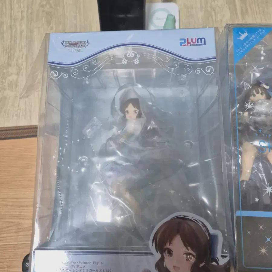 

Я продаю фигурки Idolmaster.