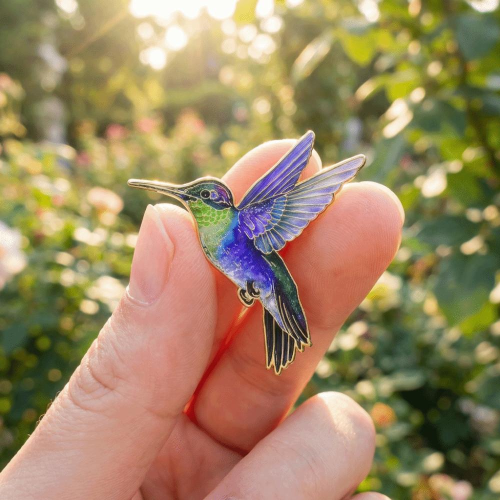 Light Luxury Bird Badge Pin Vintage Bird Metal Pin Cute Hummingbird Enamel Brooch  Gifts