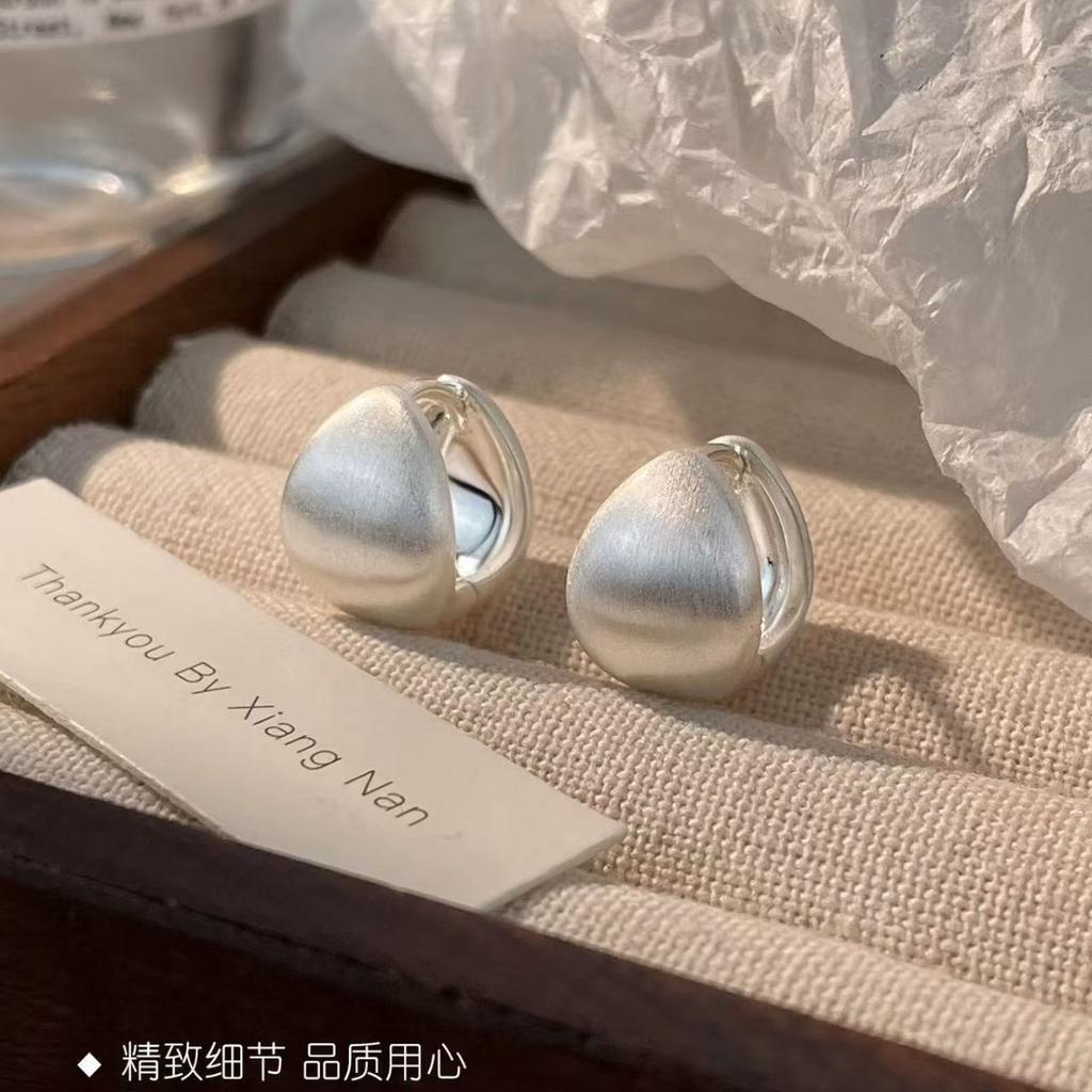 Boucles d'oreilles féminines de niche luxe léger
