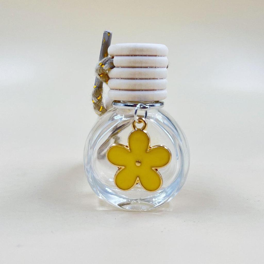 Hanging Car Air Freshener Pendant – Long-lasting Light Scent for Rearview Mirror Ornament