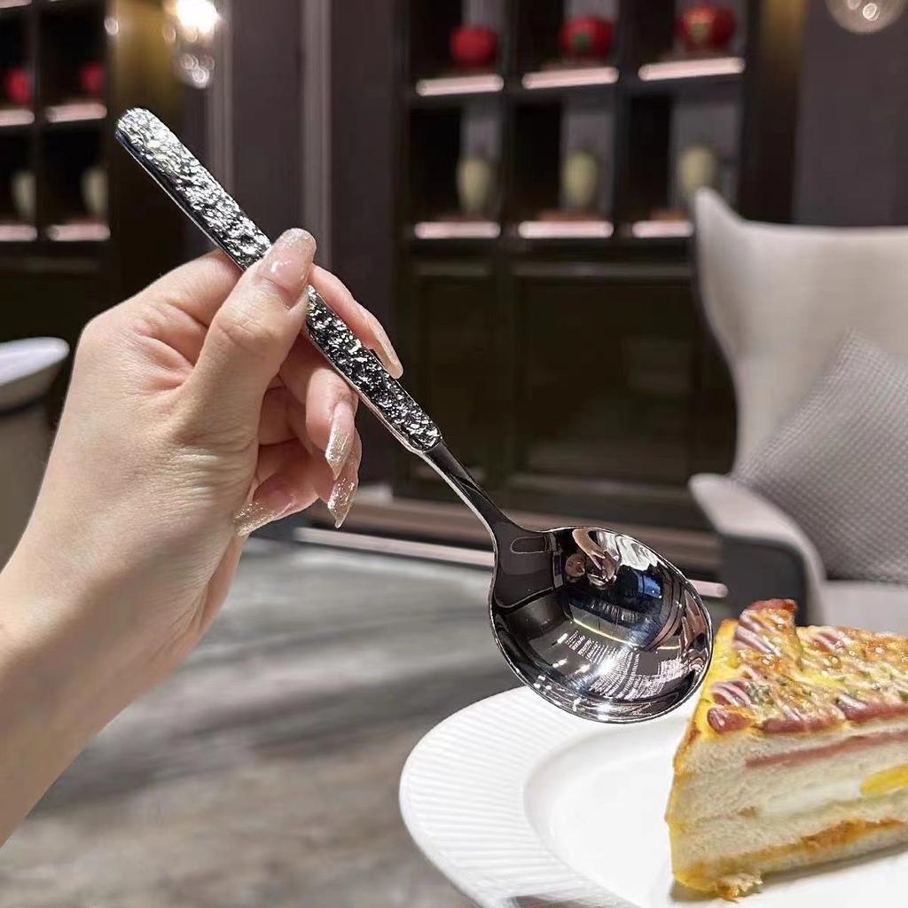 Glacier patterned stainless steel hammer patterned spoon, long handled household dining fork set dinner sets faqueiro