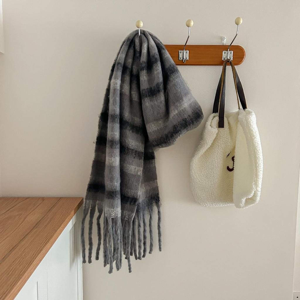 Tonglu Women's Mohair Winter Scarf: Black & White Plaid, High-End, Thick & Warm Neck Warmer
