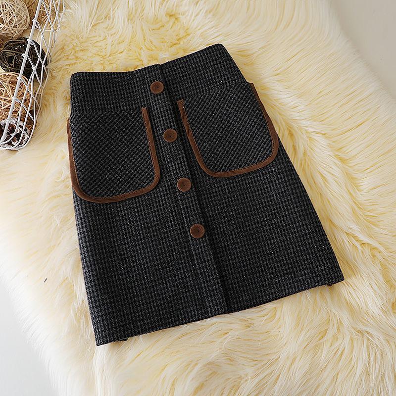 

Полосатые юбки женские мини-узкие трапециевидные корейские модные юбки с карманами на пуговицах S чёрный