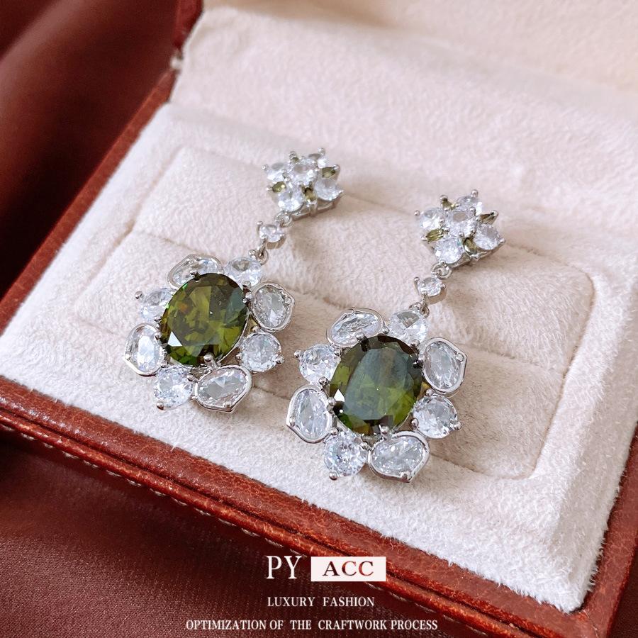 Medieval Court Style Silver Needle Inlaid Zircon Flower Pendant Earrings Light Luxury High-end Stud Earrings Exquisite Earrings Women