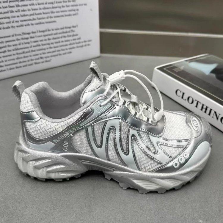 

Аэробная плановая кроссовка Crooked Head, ультралегкая спортивная обувь, лето 2025, новая тонкая сетка, дышащая, походная, на открытом воздухе, повседневная обувь Tide 40 серебряный