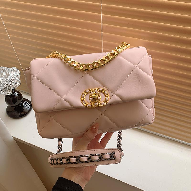 

Сумка кроссбоди для девочек, текстурная, повседневная, на плечо, с цепочкой, сумка с ромбами, модная, простая, легкая, роскошная, маленькая квадратная сумка розовый