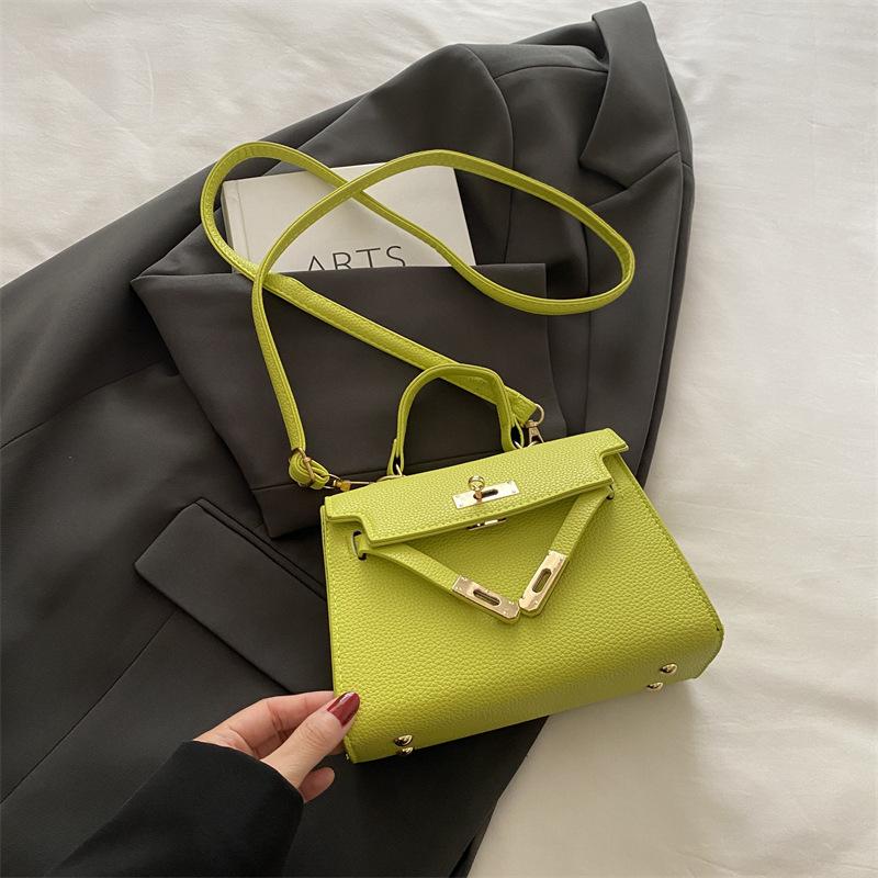 Autumn Small Bag Women's New Trendy Women's Bag Small Square Bag Shoulder Bag Fashionable Personalized Portable Messenger Bag
