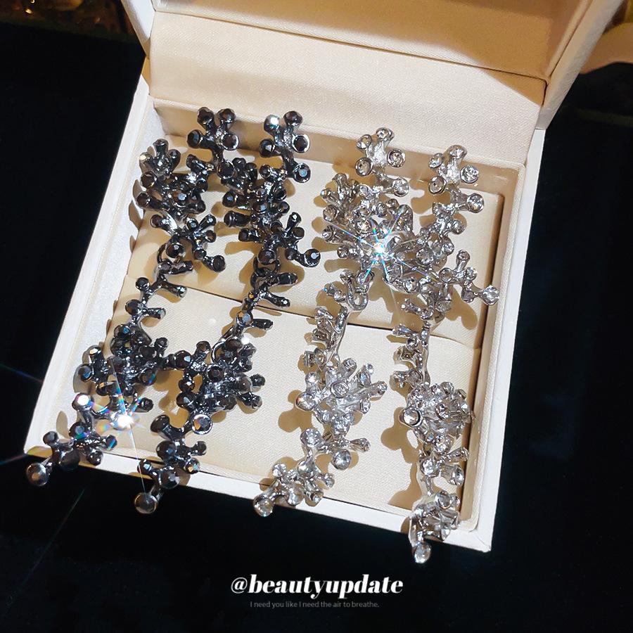 Elegant Silver Rhinestone Tassel Stud Earrings - Geometric Branch Design for a High-End, Unique Style