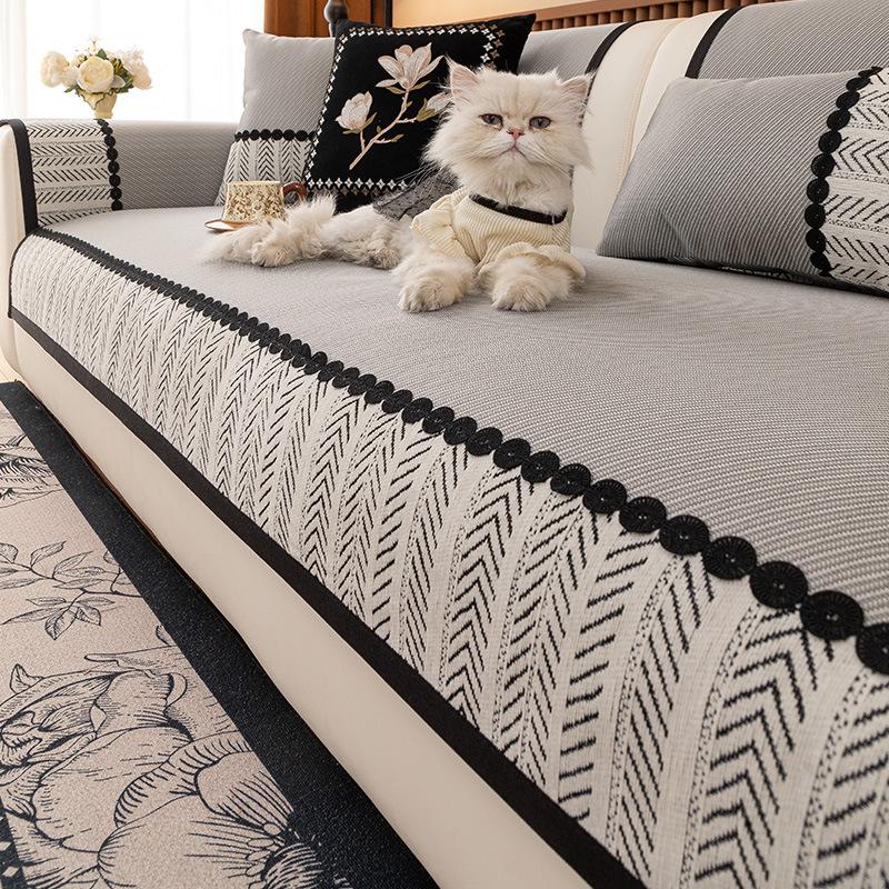 

Summer Mat Sofa Cushion New Ice Silk Cool Sofa Cover One Piece Straight Non-Slip Sofa Cushion 70*70cm
