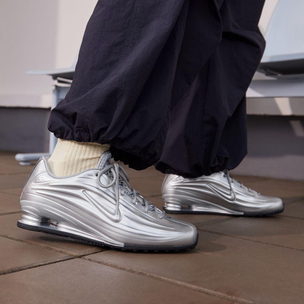 Nike Wmns Shox Z Металлический серебристый черный 38.5