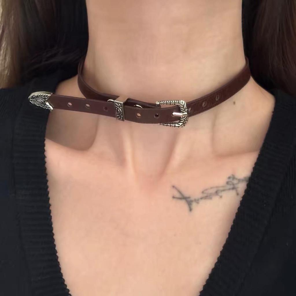 Chic Spicy Girl Leather Bell Choker Necklace – Unique Minority Design