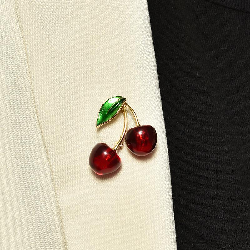 Cherry Fruit Brooch For Women With Electroplated Metal Decorative Jewelry Gift For Spring 2024