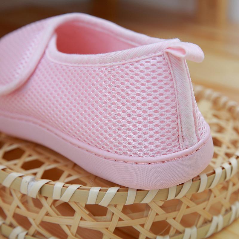 Waterproof Non-Slip Maternity Home Shoes - Breathable, Thick-Soled, Buckled Design for Spring, Summer, and Autumn.
