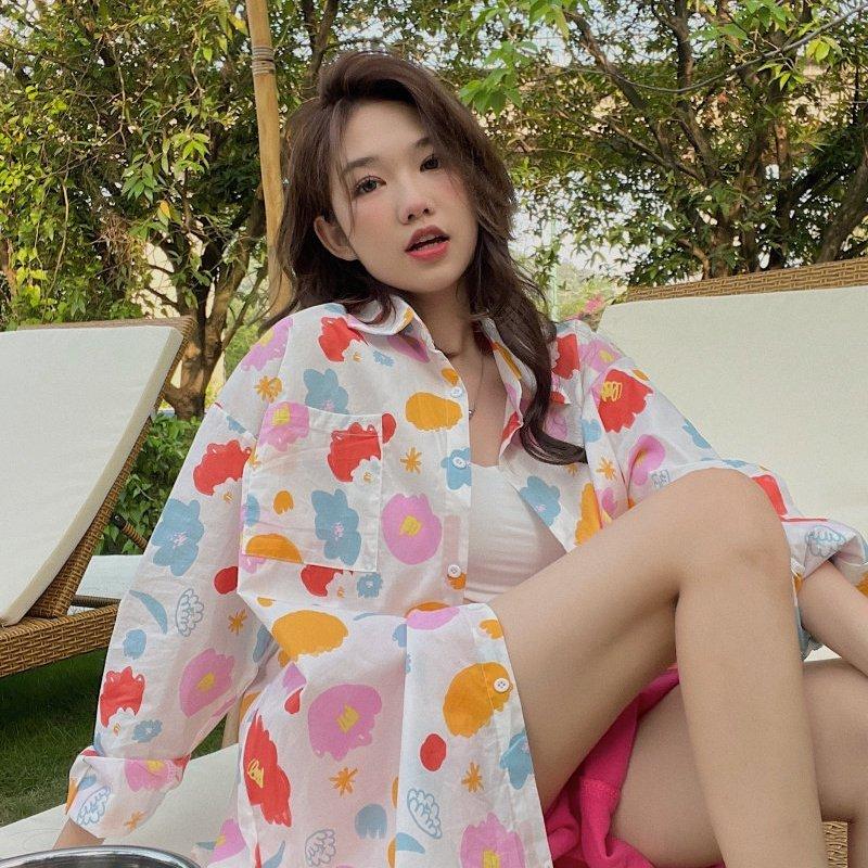 Sweet Floral Shirt for Women In Hong Kong Style Loose Medium-length Long-sleeved Sun-protective Top
