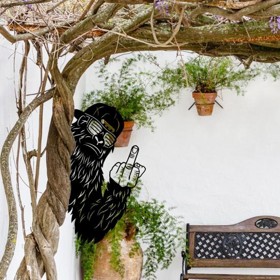 Peeping Sasquatch Metallschild Mittelfinger Tiersilhouette Schild Peaking-a-Boo Sasquatch Schild für Gartenzaun Baum Bauernhaus Hof Dekoration