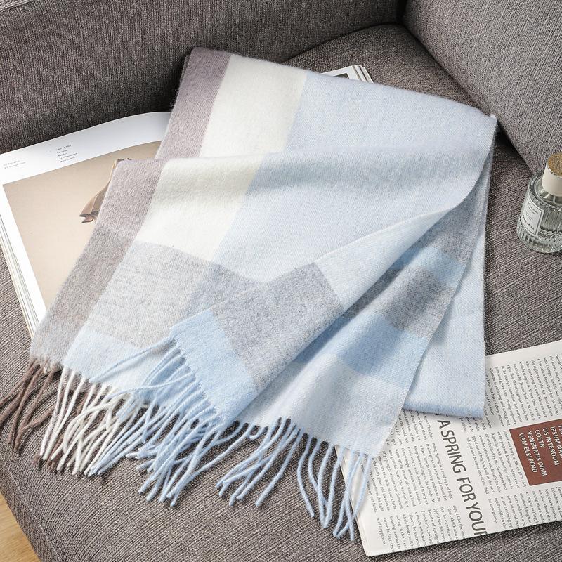 Autumn and Winter Scarves 100% Lamb Wool Scarves Plaid Scarves Unisex Fringed Warm Scarves