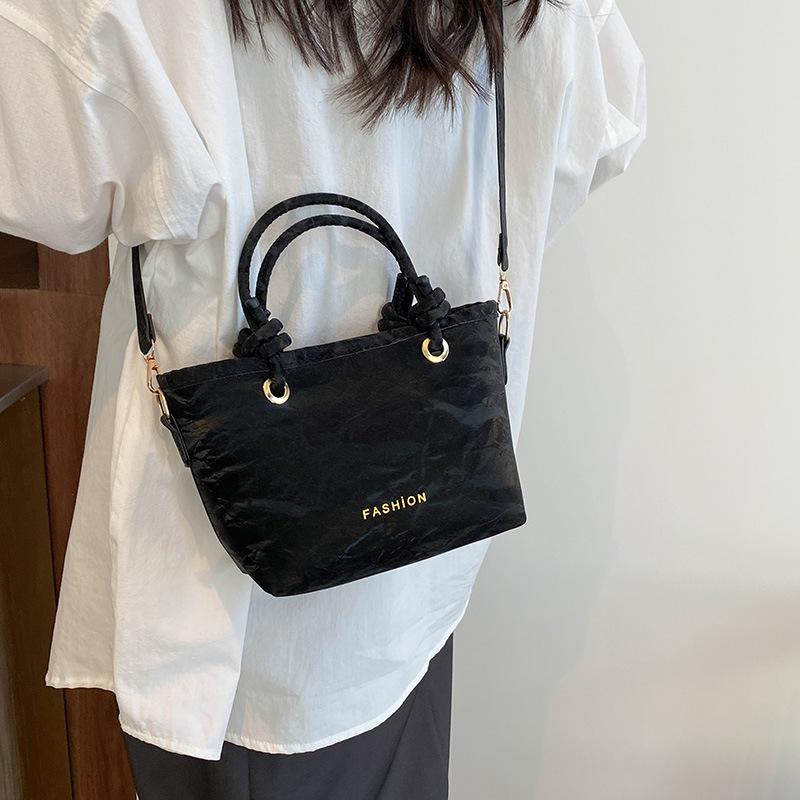 Fashion and Casual 225 New Solid Color Texture Trendy Temperament One Shoulder Crossbody Portable Bucket Bag