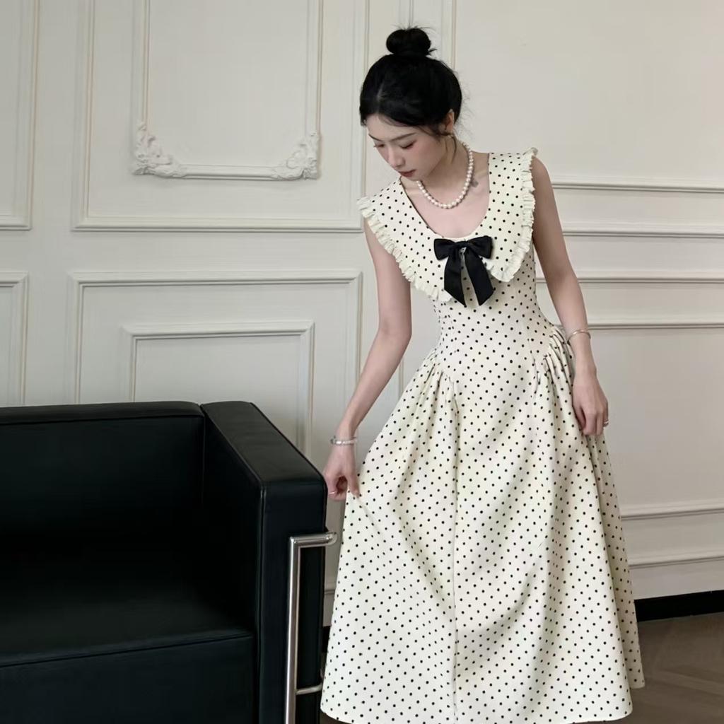 French Court Style Temperament High-end Dress, Super Beautiful In Summer, Small Flying Sleeves, Waist and Thin Polka Dot Long Dress