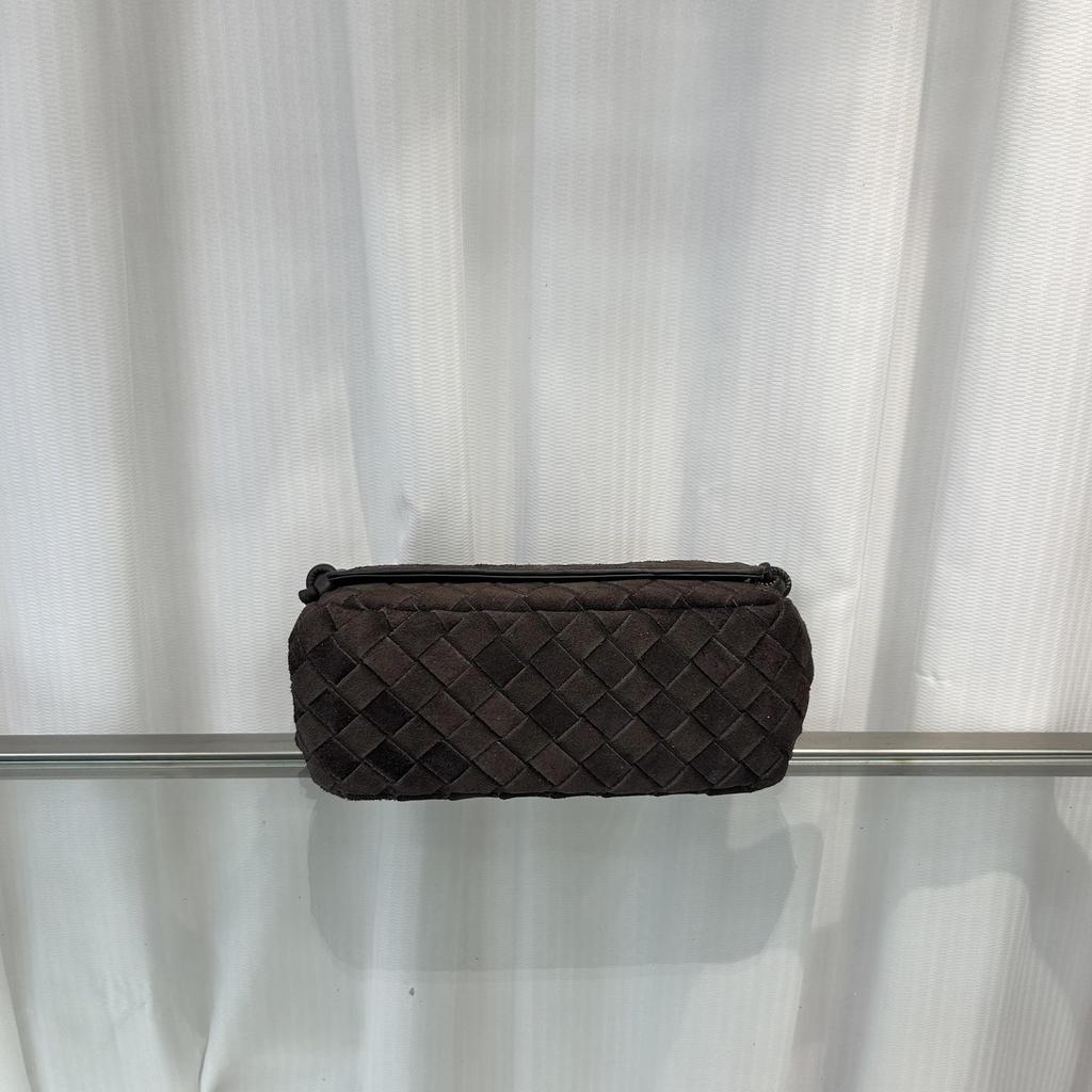 Sac bandoulière carré rétro en cuir de vachette dépoli avec bandoulière réglable