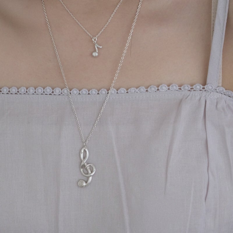 reinheart Whisper Note necklace