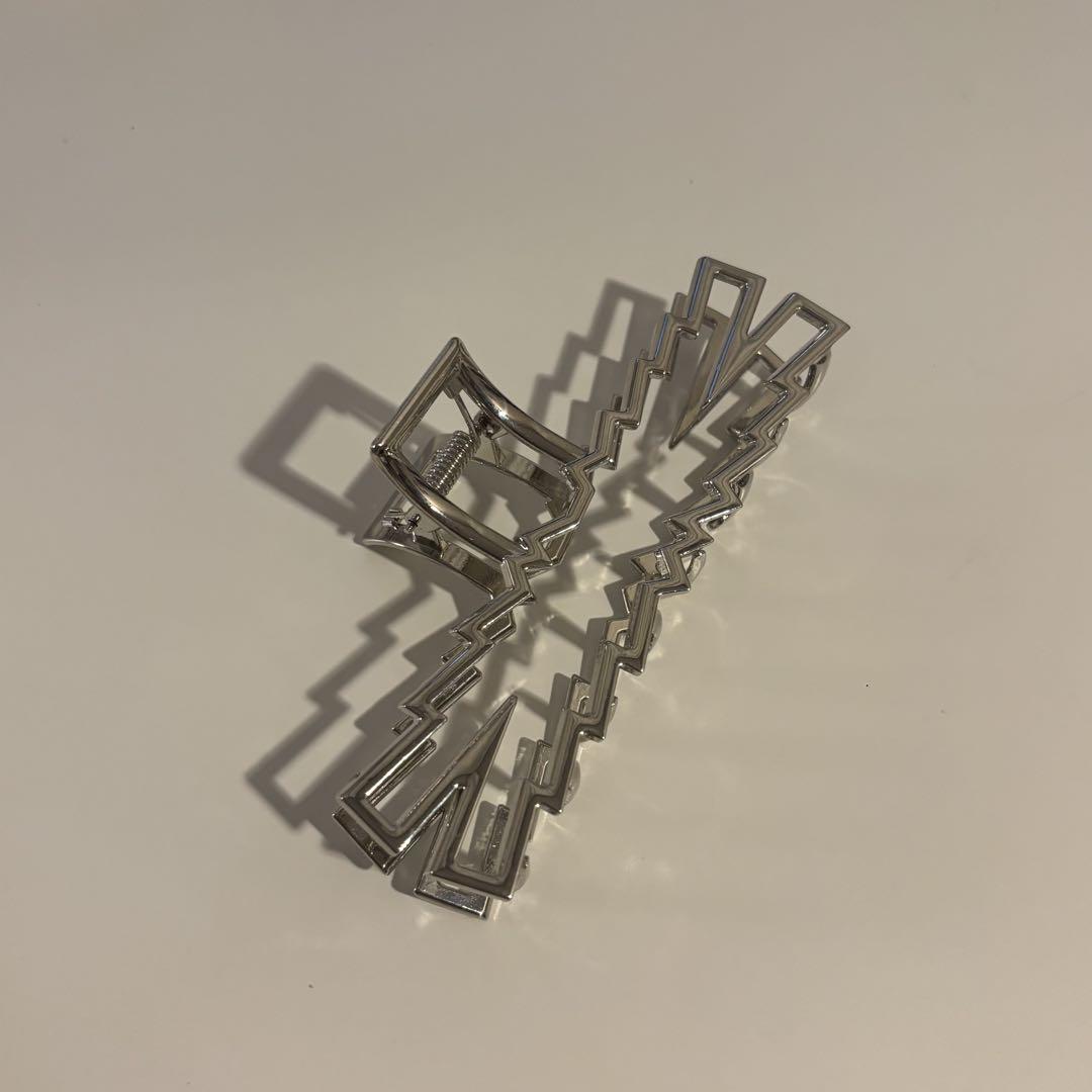 

[Б/У] lesserafim Le Seraphim Заколка для волос