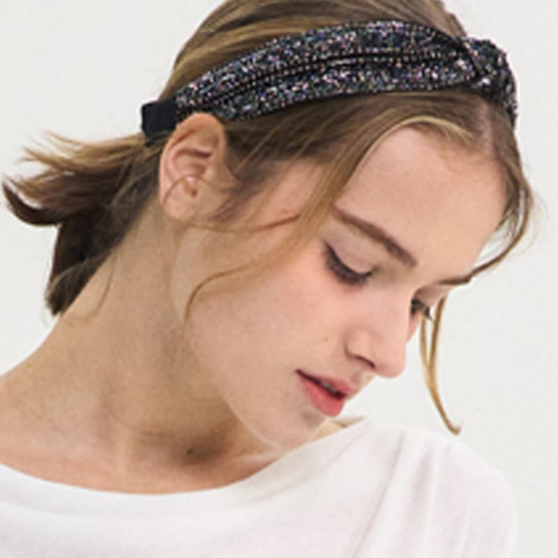 SORRY TOO MUCH LOVE Ribbon Bandana Gem Hairband_Black