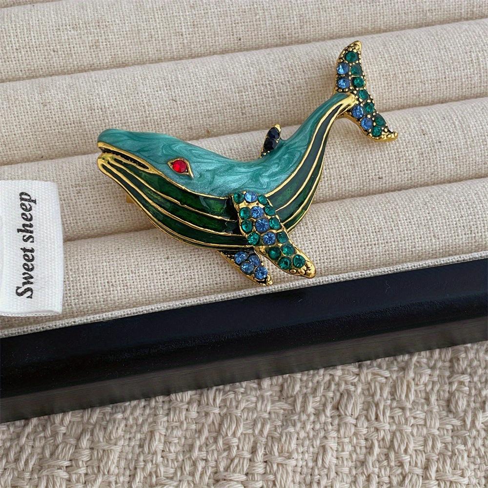 Vintage Women Men Exquisite Crystal Enamel Whale Brooches Badges Unisex Clothing Coat Sea Animal Pins