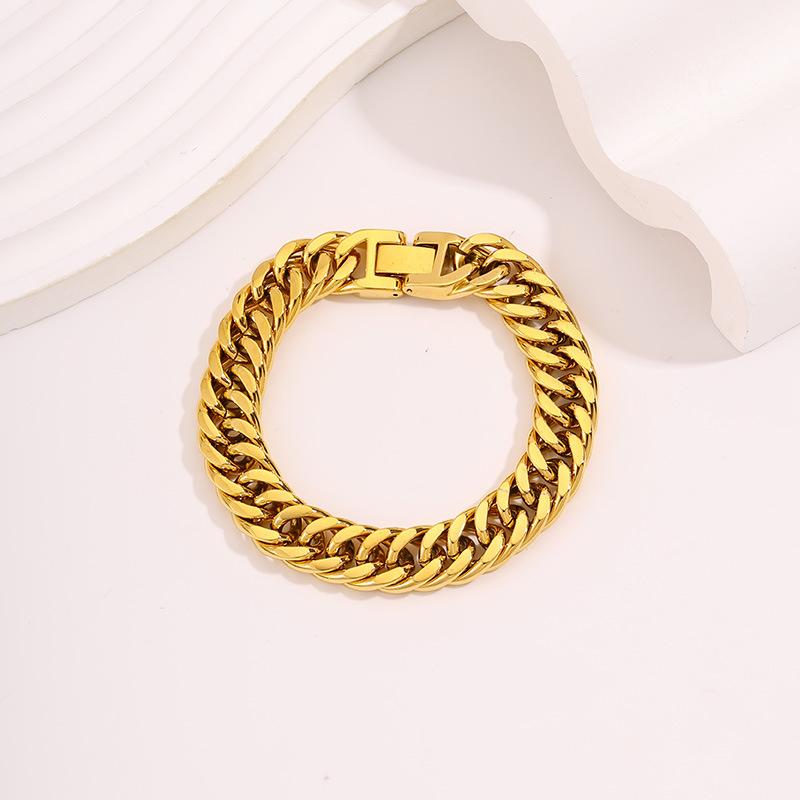 European and American light luxury high-end gold bracelet girls fashion trend high value titanium steel bracelet does not fade jewelry