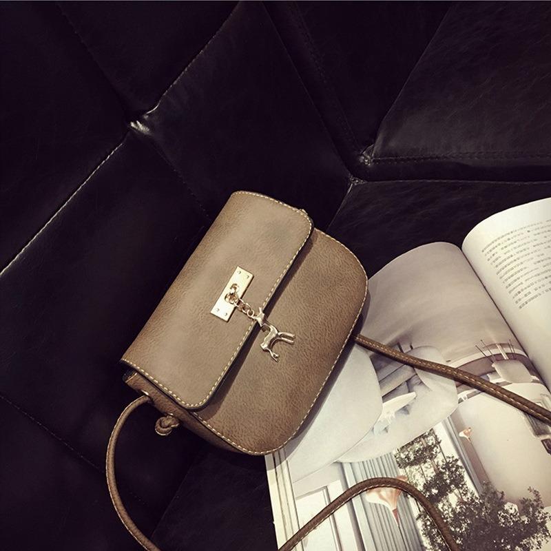 New Versatile Fashion Trend Crossbody Bag for Women, Small Deer Bag, Phone Bag, Commuter Shoulder Bag, Shell Bag for Ladies