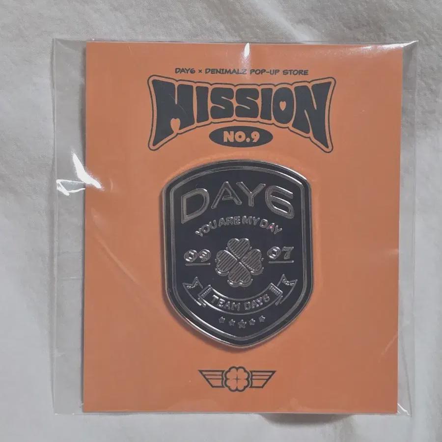 

Day6 Team Day6 Team Badge Sealed