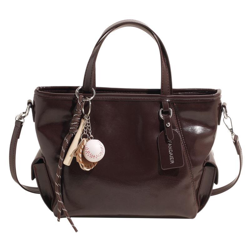 Fashion Trendy Portable Bucket Bag 2025 New Simple Casual Shoulder Bag Premium Messenger Bag