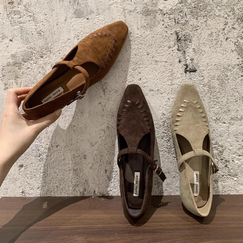 Women's Suede Mary Jane Single Shoes Flats with Stitch Detail and Buckle Strap Elegant and Comfortable Classic Retro Square Toe