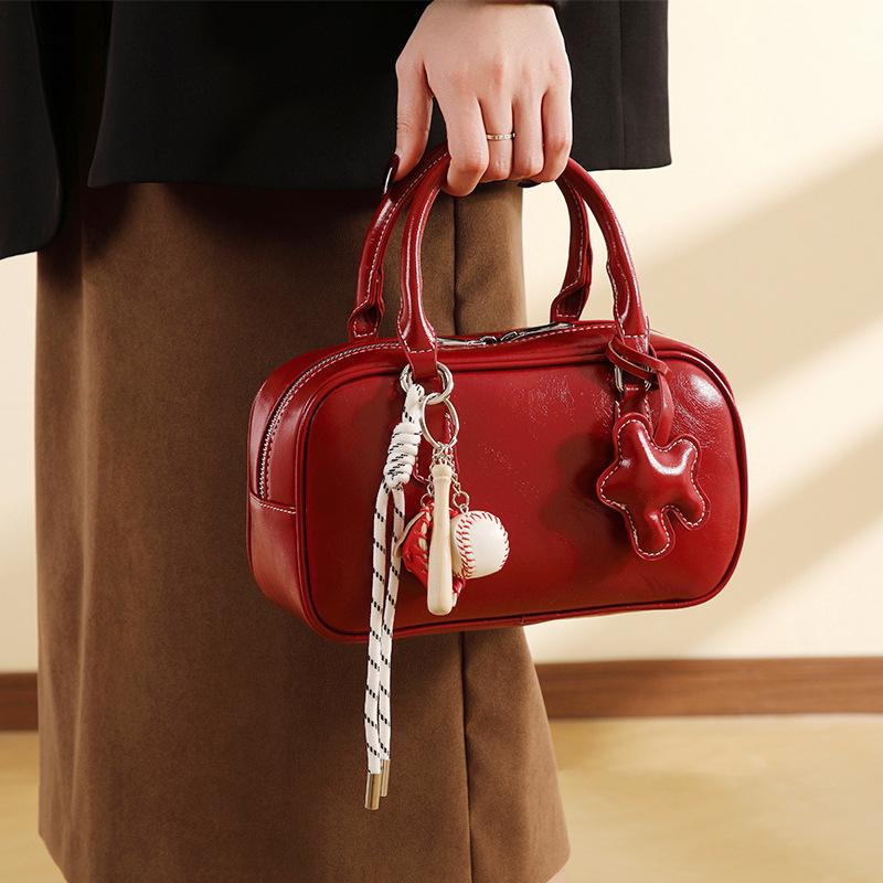 Red bridal wedding bag niche design bowling bag women's 2025 new retro handbag bag Boston bag